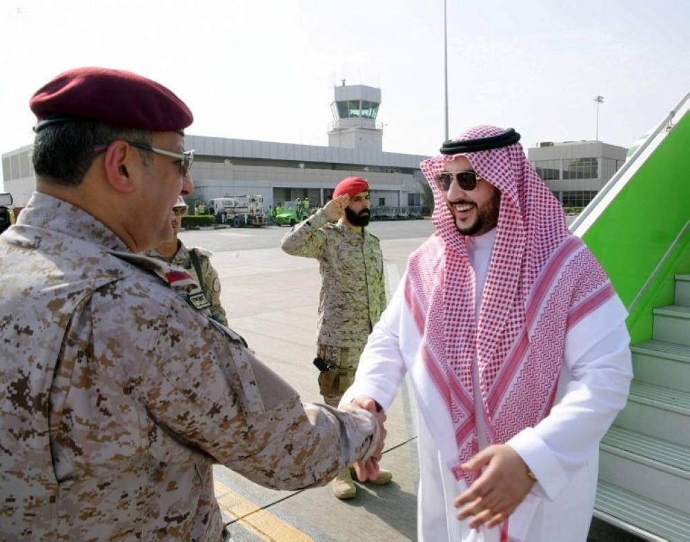 أمير جازان بالنيابة يستقبل نائب وزير الدفاع