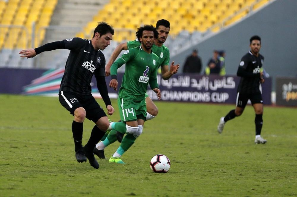 الهلال يتأهل لقبل نهائي 