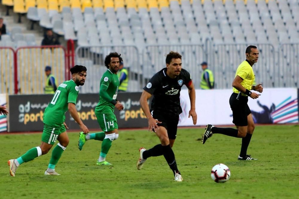 الهلال يتأهل لقبل نهائي 