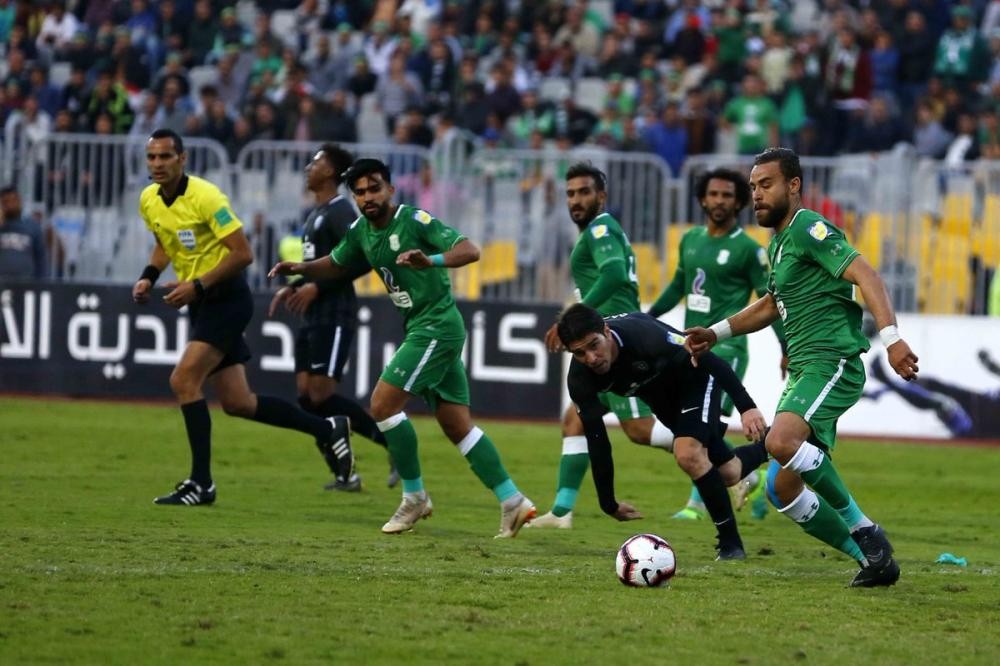 الهلال يتأهل لقبل نهائي 