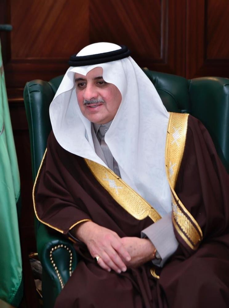 أمير تبوك يواسي أسرة 'اللاحم'