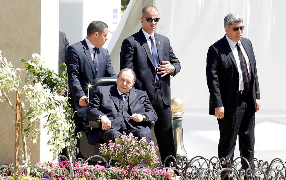 «بوتفليقة» سيقدم طلب الترشح في 3 مارس