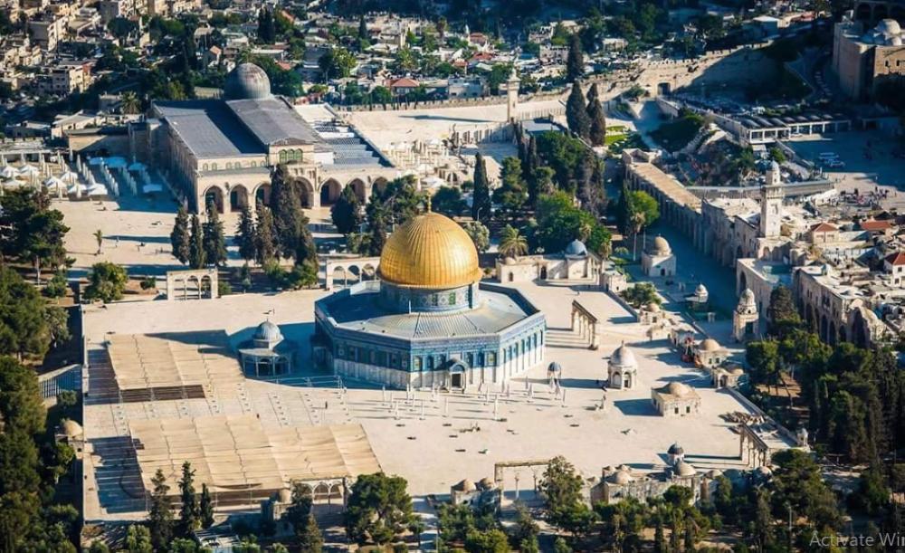 الاحتلال يبعد «مقدسية» عن الأقصى 6 أشهر
