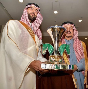 نيابة عن الملك.. أمير الرياض يرعى حفل الفروسية