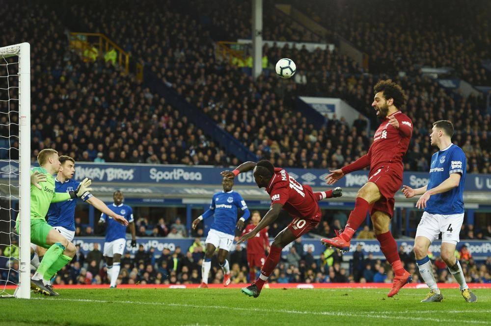 ليفربول يسقط في فخ التعادل السلبي أمام إيفرتون 