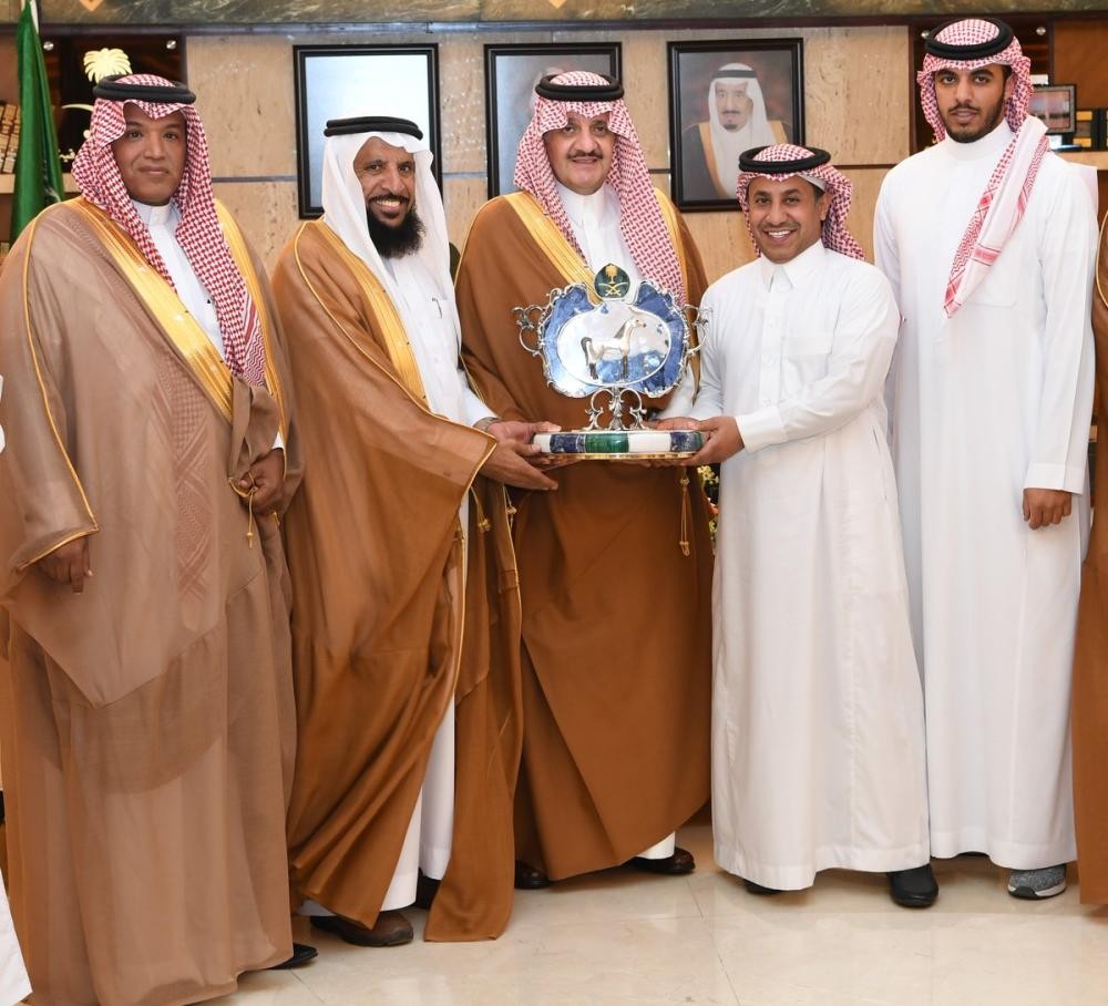 أمير الشرقية يهنئ الجواد الحاصل على كأس ولي العهد