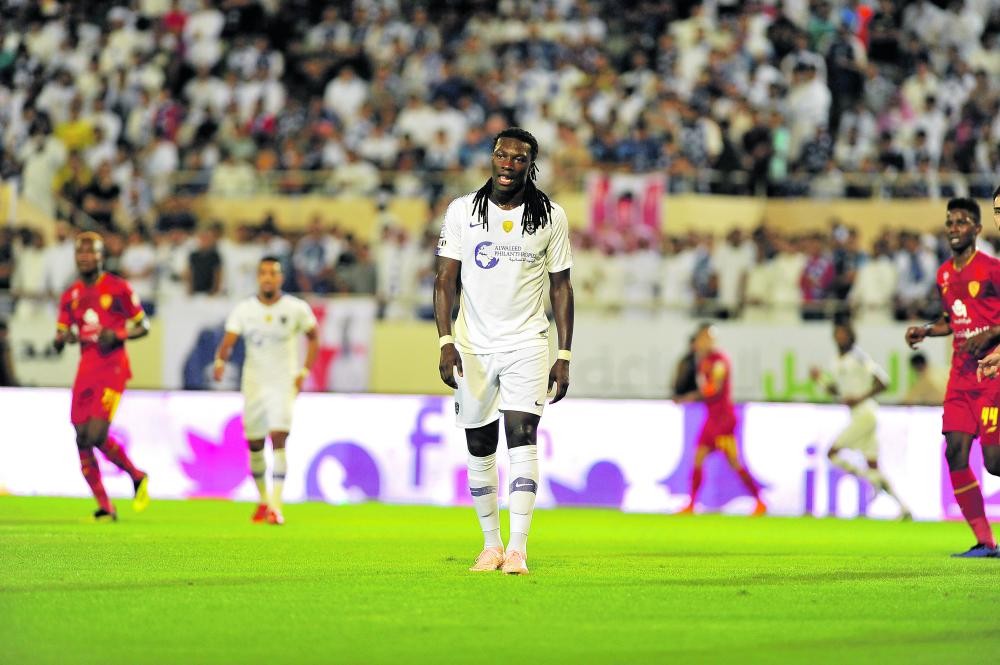 الهلال والوحدة.. مواصلة رحلة الانتصارات