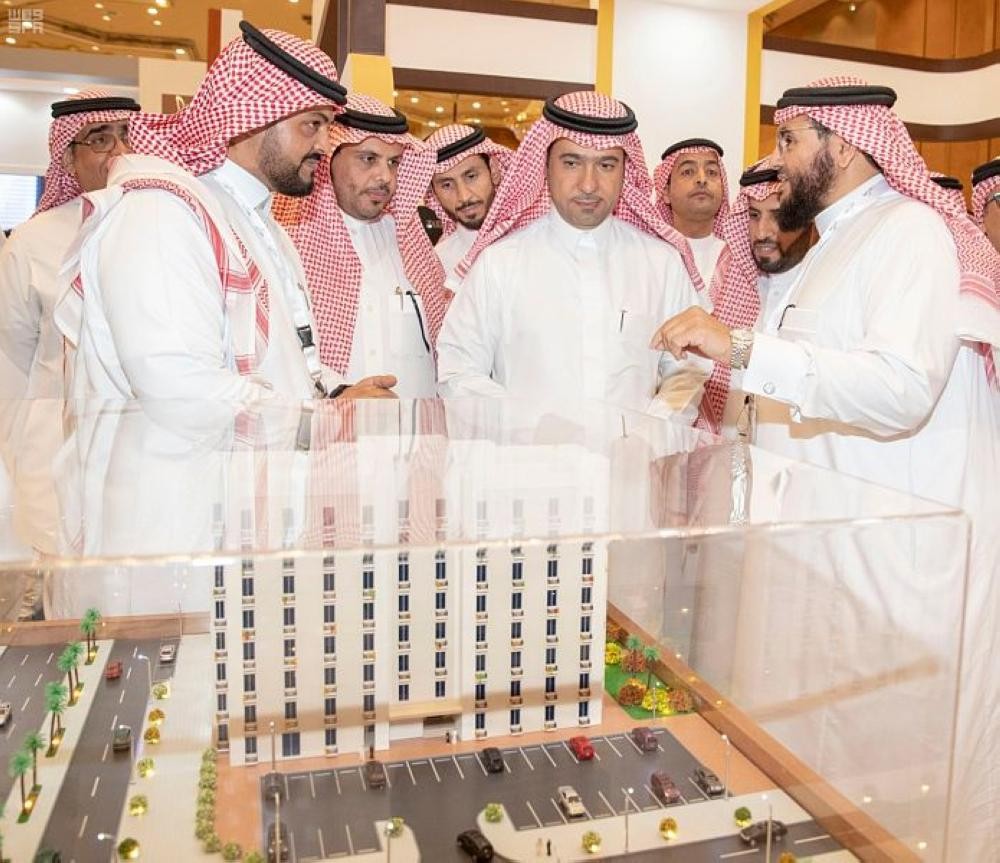 وزير الإسكان يفتتح «وافيكس 2019» في جدة