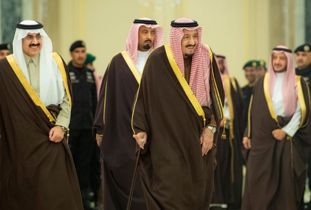 الملك يستقبل مسؤولي المالية والنقد وسوق المال ورؤساء البنوك