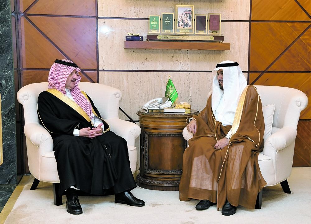 أمير الشرقية يلتقي رئيس اللجنة التشغيلية لعمليات الخفجي