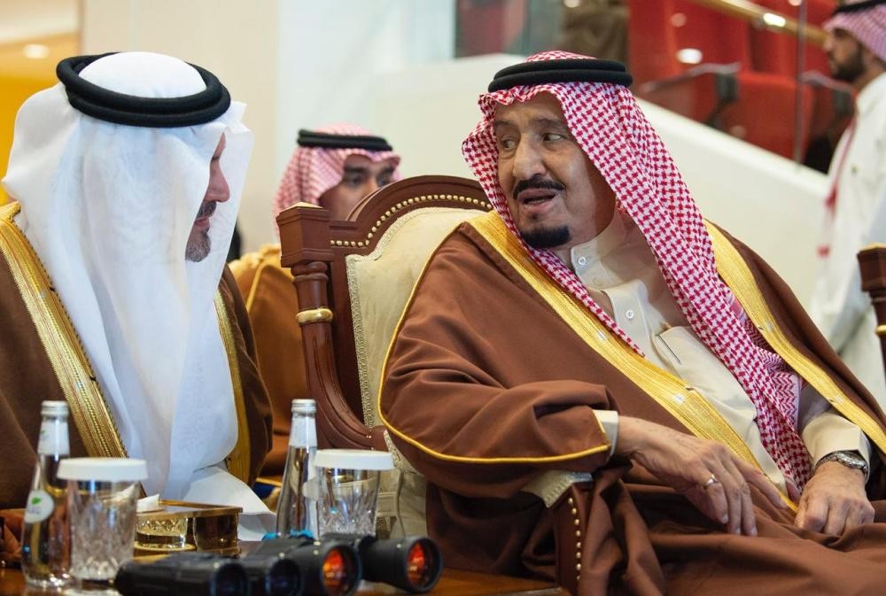 خادم الحرمين يرعى حفل السباق الكبير للفروسية