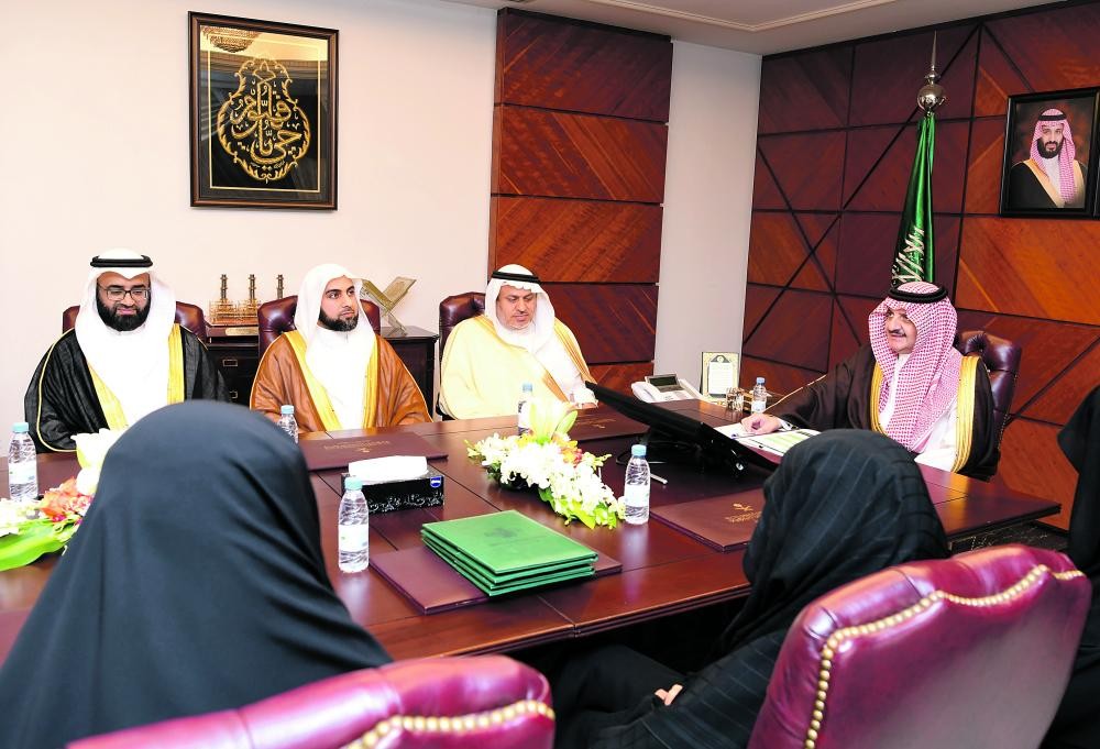 أمير الشرقية: تخليد جيل الرواد حق علينا