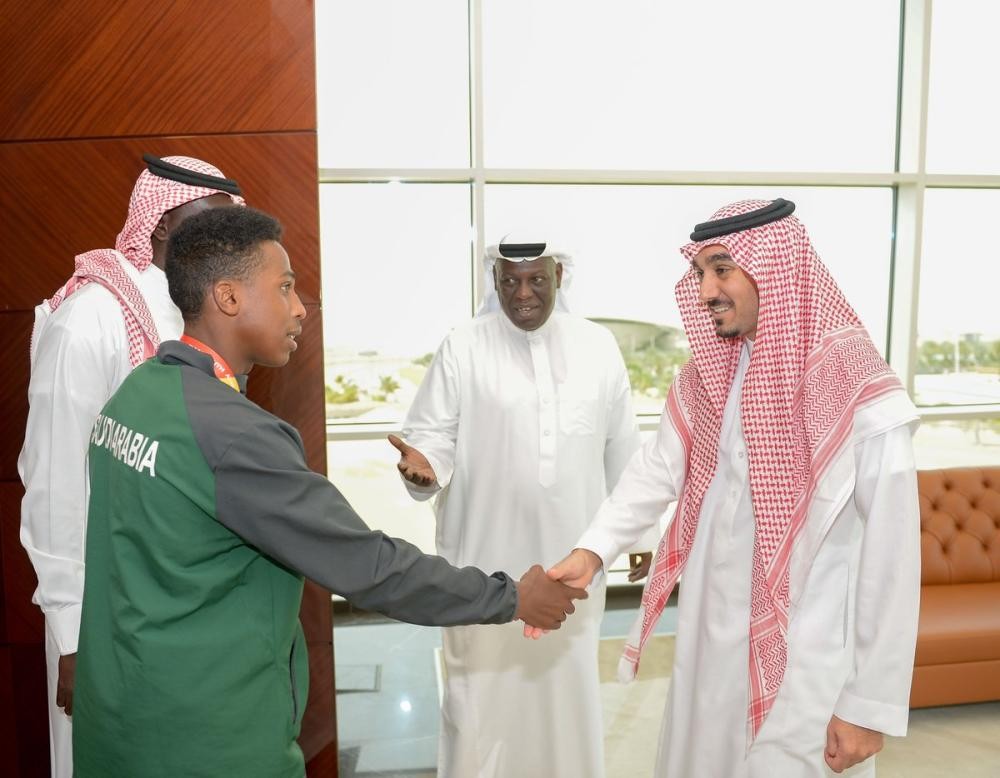 رئيس هيئة الرياضة يستقبل الماس