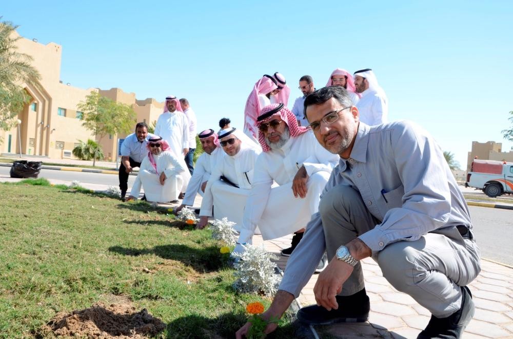 تدشين فعاليات أسبوع البيئة بتقنية الأحساء