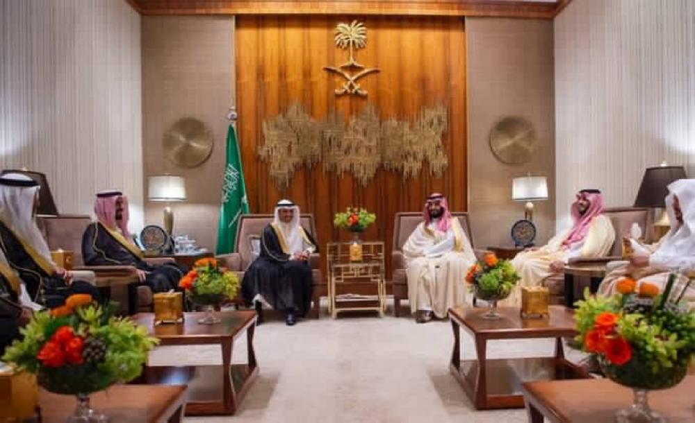 ولي العهد يلتقي رئيس «الأمة» الكويتي