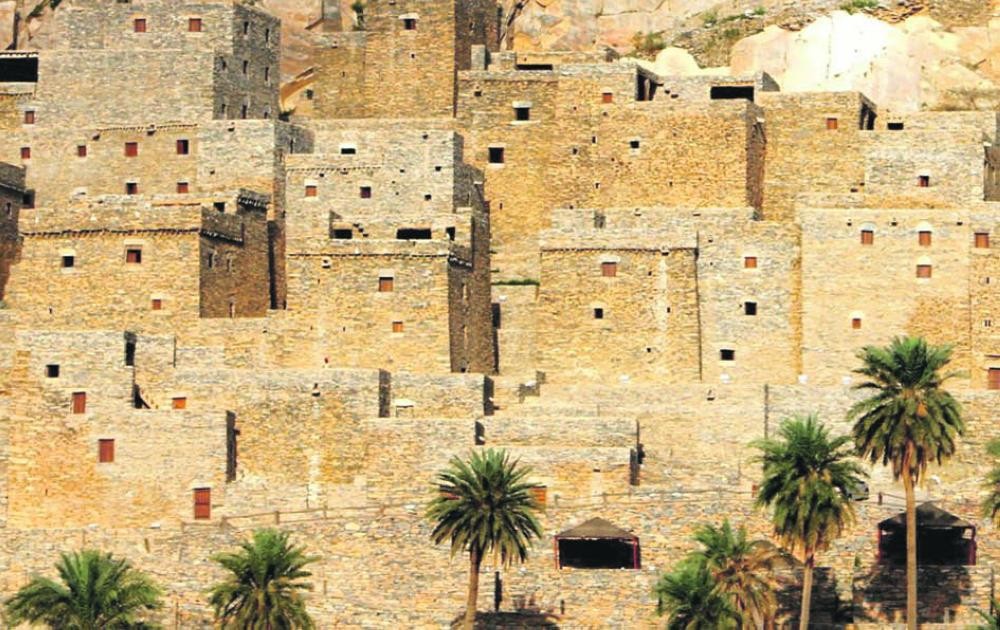«ذي عين» قرية تراثية وادعة ومرشحة على قائمة اليونسكو