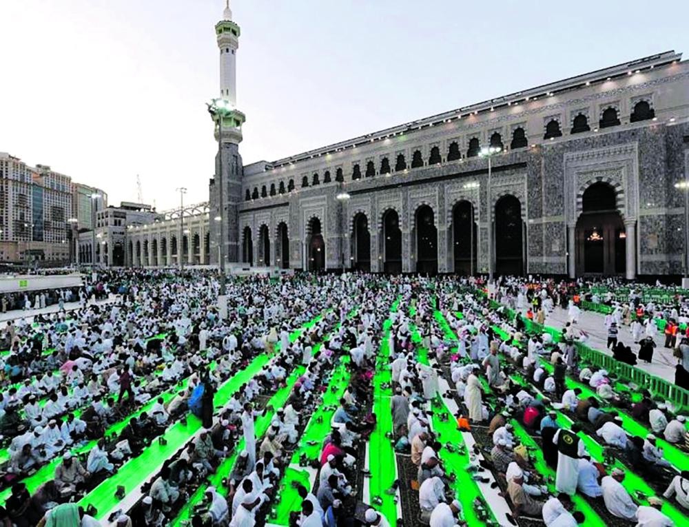 20 شرطا تنظيميا لإفطار صائم في الحرم