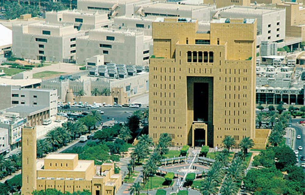 «جزائية الرياض» تفرج مؤقتاً عن 3 من الموقفين
