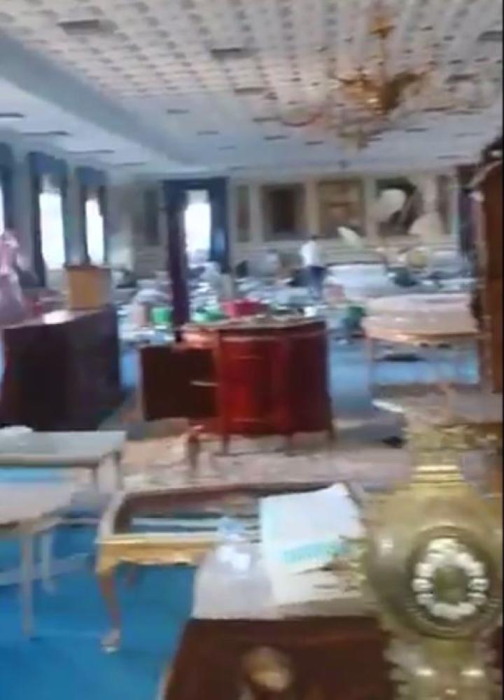 القبض على مدّعية بيع مقتنيات الملك فهد