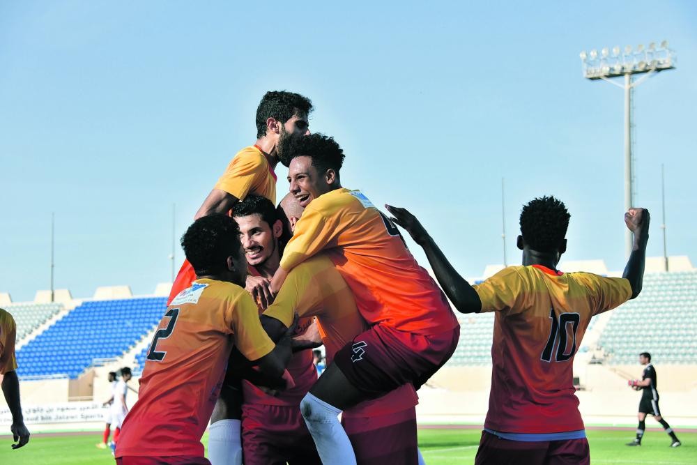 أفراح «الشرقية» تتواصل.. الثقبة للدرجة «الأولى»