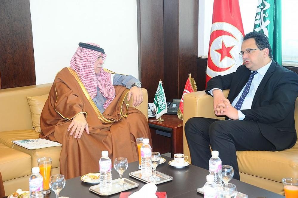 الوزير القصبي يلتقي وزير التنمية والتعاون الدولي التونسي