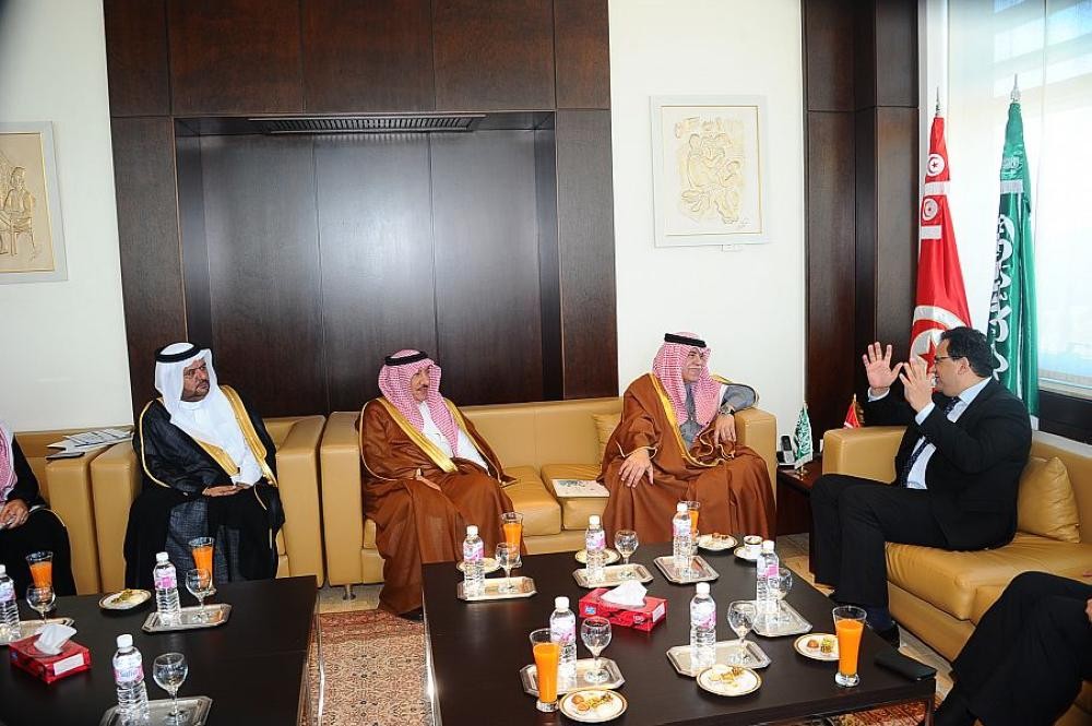 الوزير القصبي يلتقي وزير التنمية والتعاون الدولي التونسي