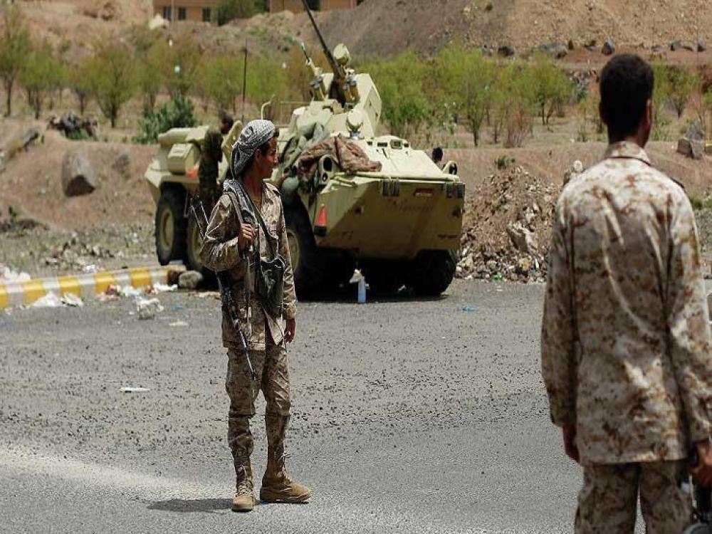 الجيش اليمني ينصب كميناً ويصفي 19 من مليشيا الحوثي