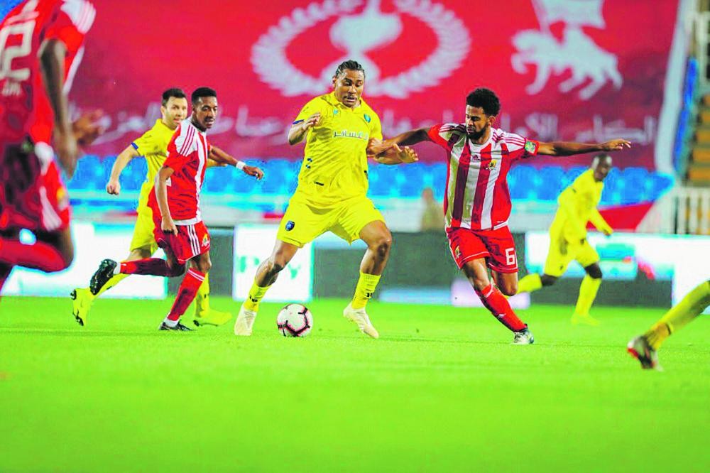 التعاون يعبر الوحدة ويضرب موعدا مع الهلال