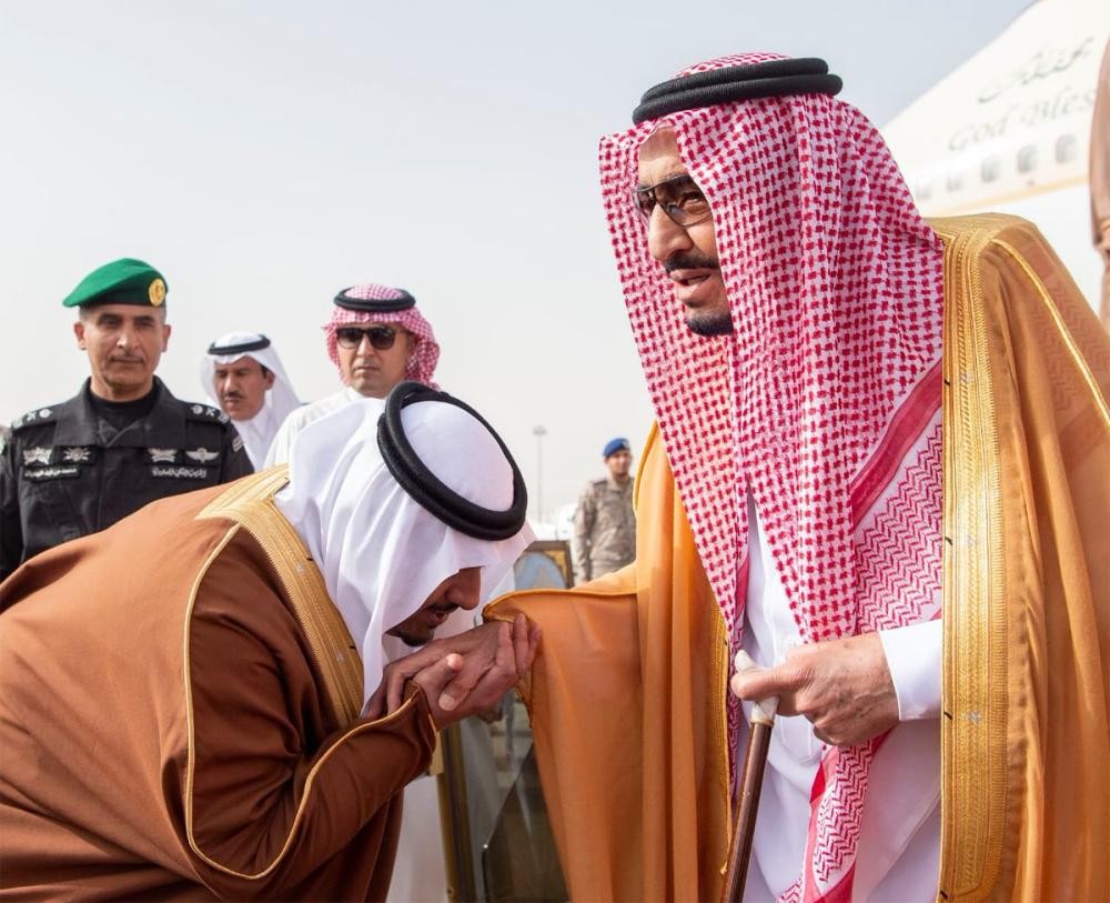 خادم الحرمين الشريفين يصل الرياض 