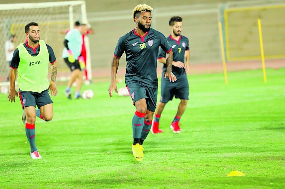 الحزم والهلال.. بين «التأكيد ورد الاعتبار»