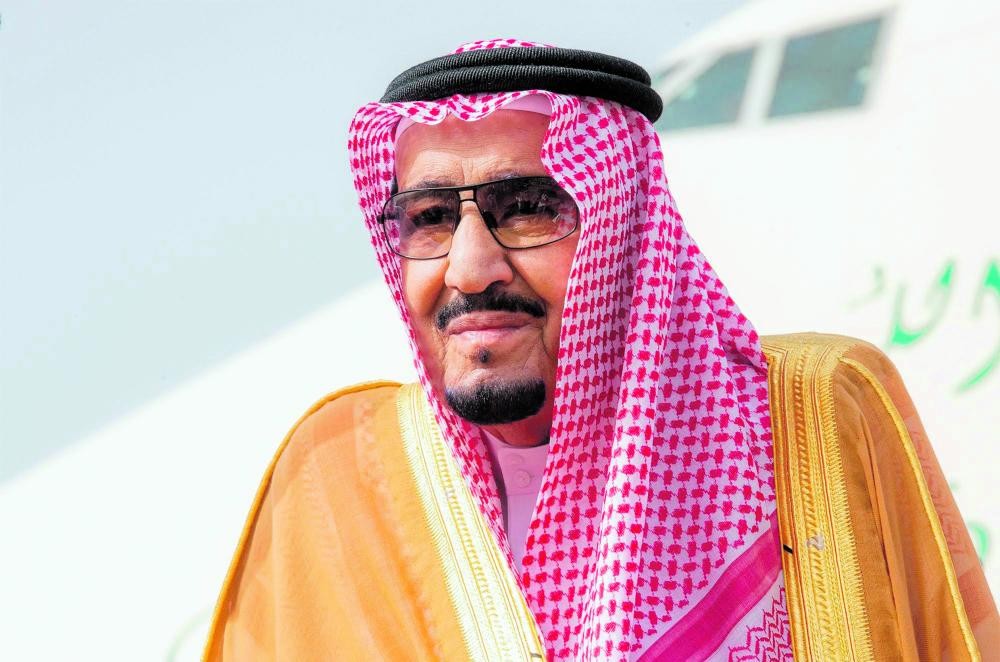 خادم الحرمين يصل إلى الرياض قادما من مملكة البحرين