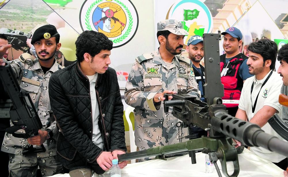 شجاعة بواسل الحد الجنوبي في عيون الأبناء