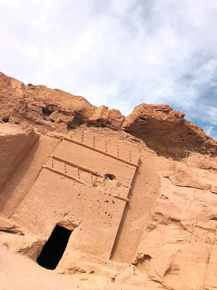 «مغاير شعيب».. ملحمة تاريخية تمزج الخيال بالحقيقة