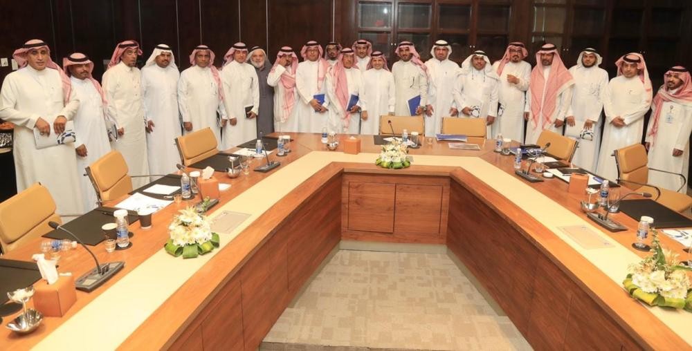 رابطة 'الأولى' تناقش تنظيمات جولات الدوري