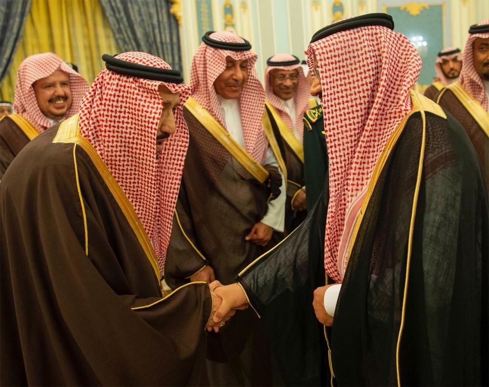 خادم الحرمين يستقبل رئيس وأعضاء الشورى