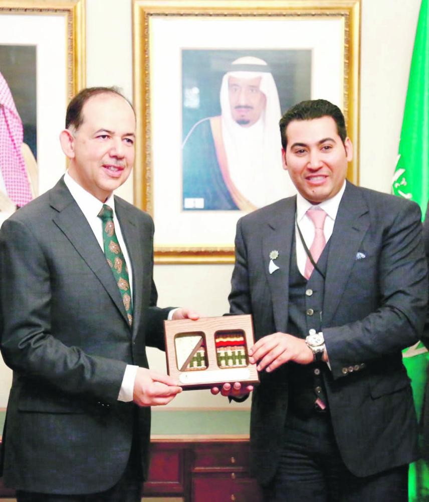 «شباب أعمال الشرقية» يطلعون على التجربة الفنلندية