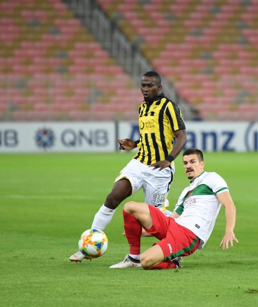 فوز مثير لـ«الاتحاد» على «لوكوموتيف»