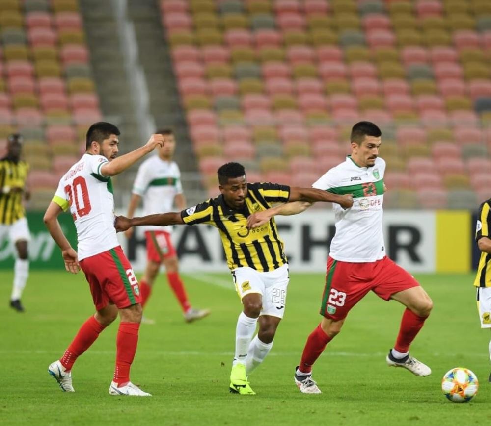 فوز مثير لـ«الاتحاد» على «لوكوموتيف»