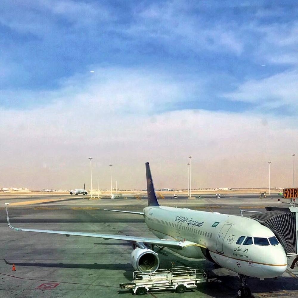 «السعودية» تعلق رحلاتها إلى الخرطوم حتى إشعار آخر