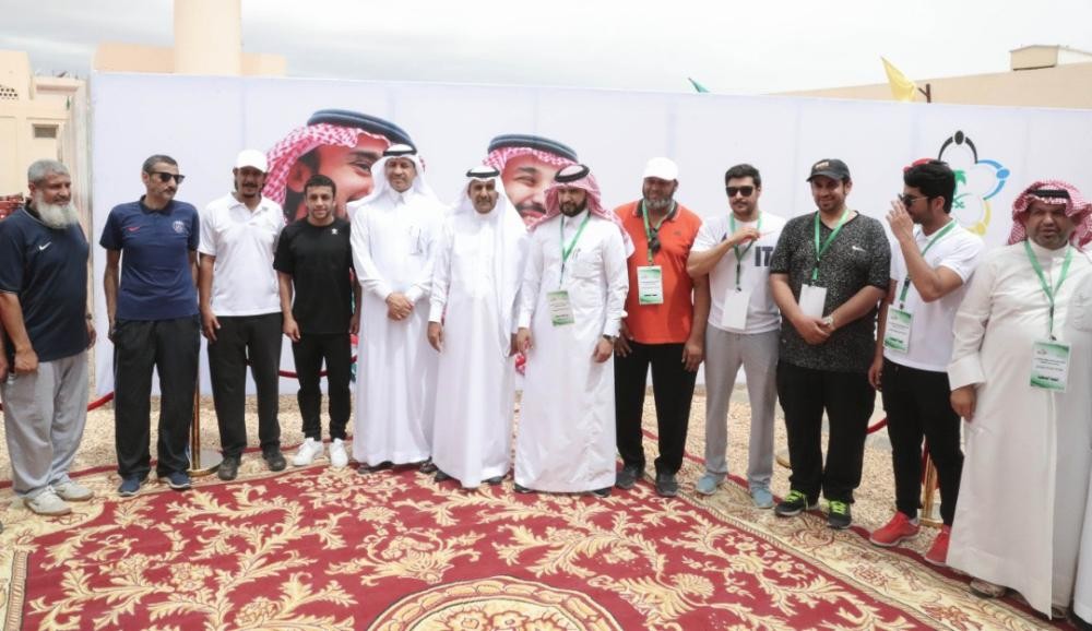 الشلهوب يكرم أبطال بطولة شهداء الواجب
