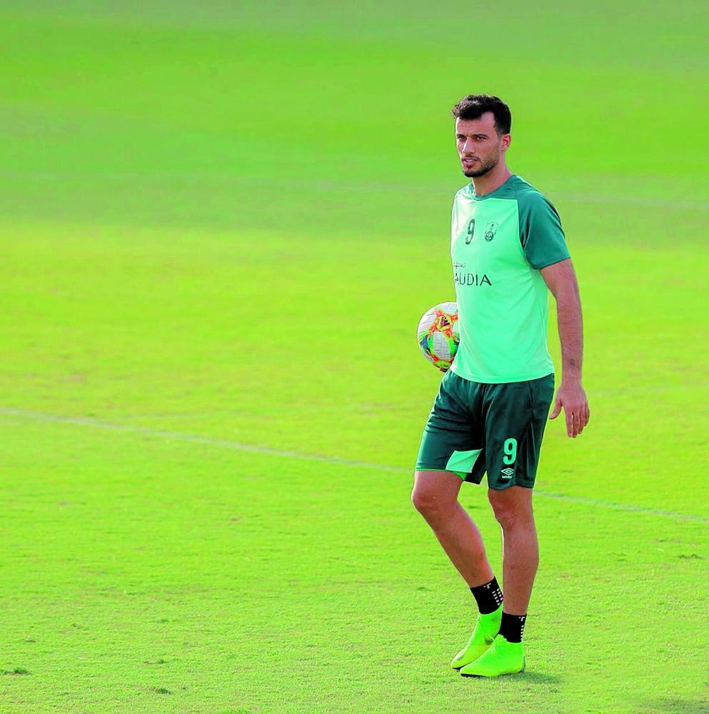 الأهلي والهلال.. كلاسيكو «الرغبة المشتركة»