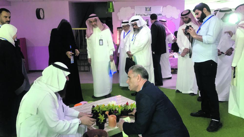 «عالمي التوحد» بالدمام: 26 علامة لإصابة الأطفال بالمرض