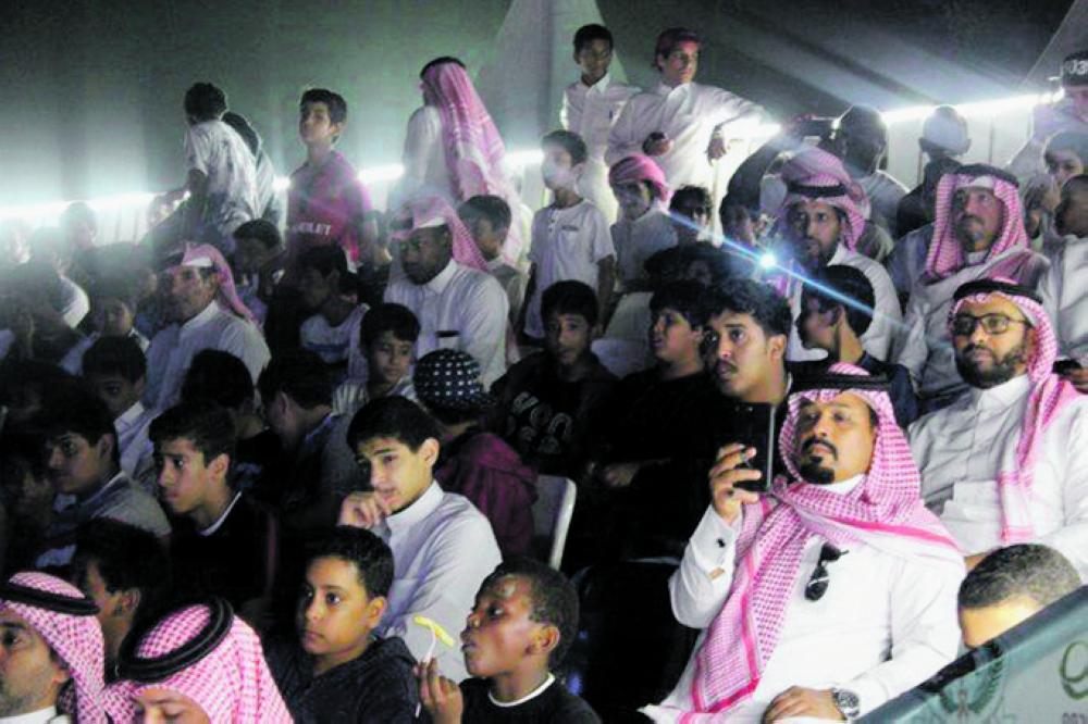 فعاليات تجذب الزوار في المهرجان البحري بالجبيل
