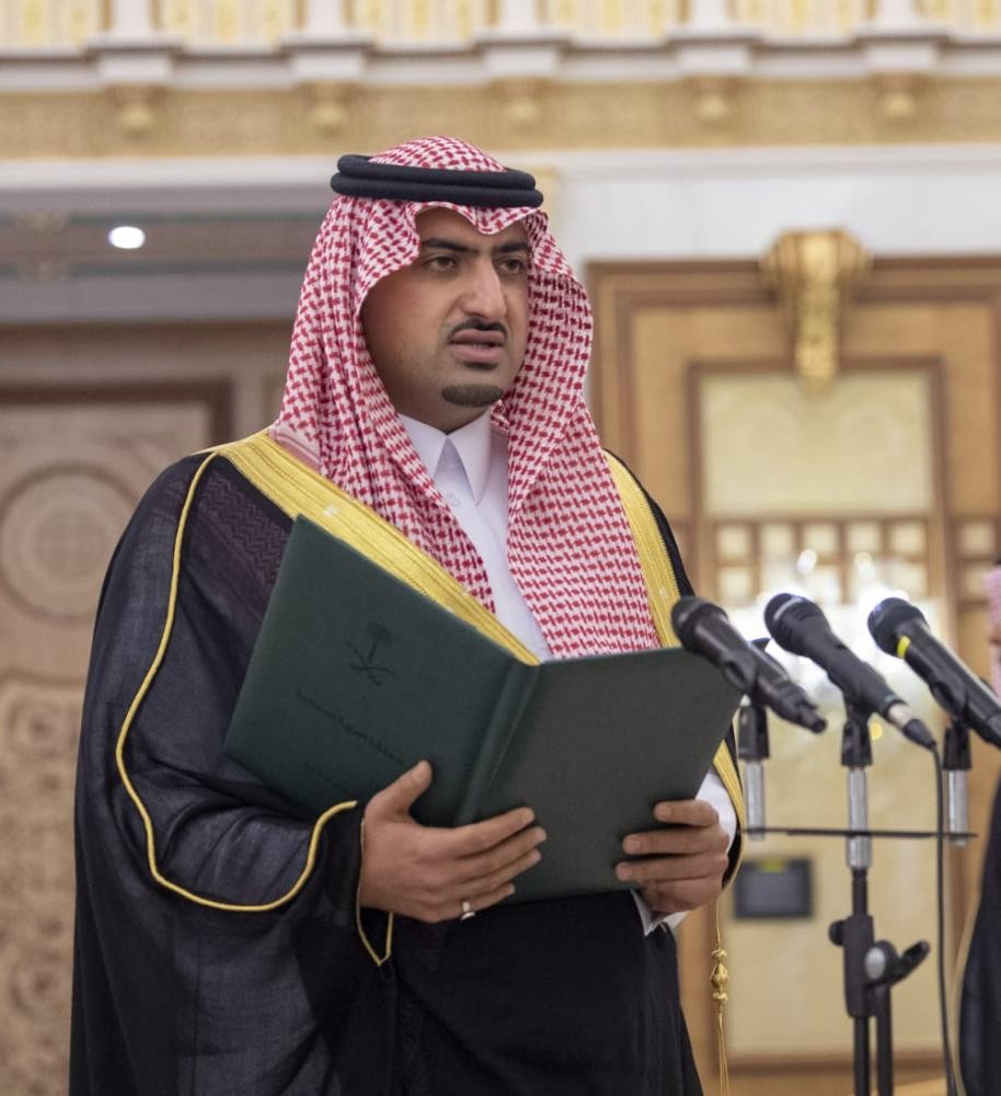 أمام خادم الحرمين .. السفراء المعينون حديثاً يؤدون القسم