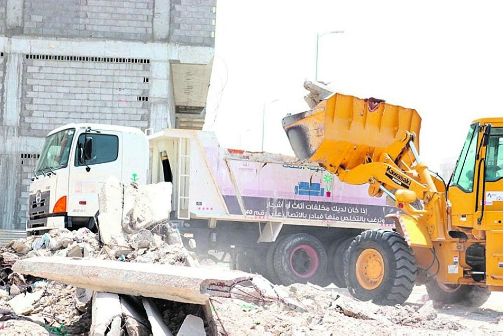 رفع المخلفات الإنشائية في سلوى والبطحاء