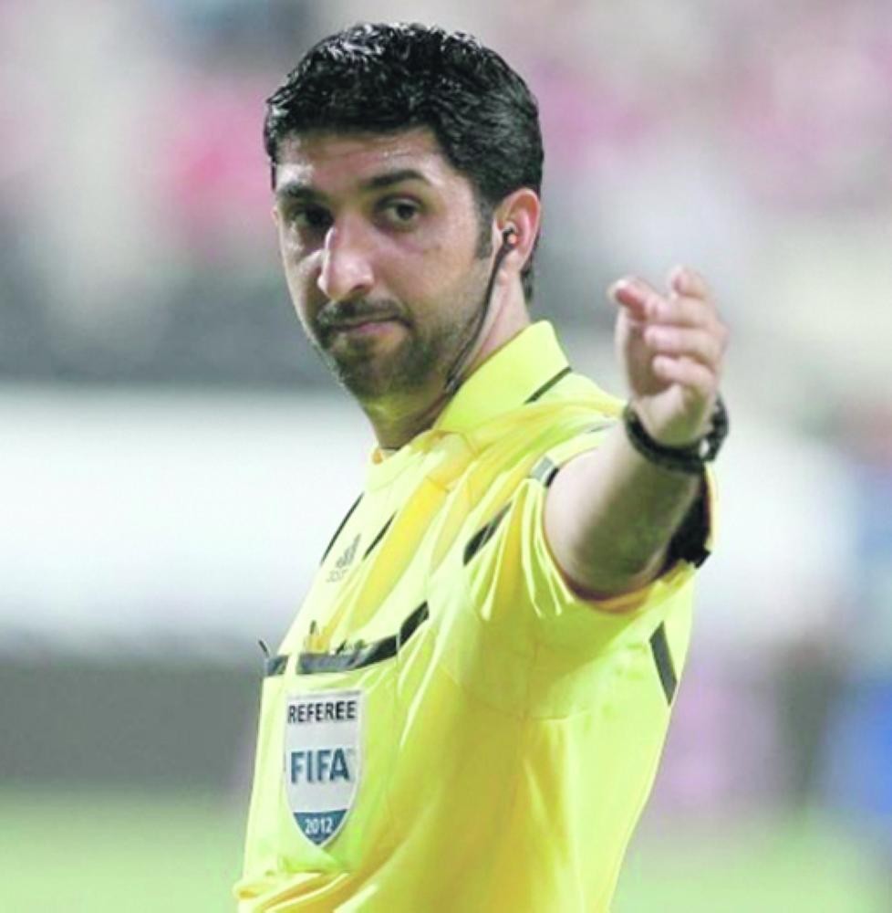 طاقم دولي إماراتي يضبط النهائي