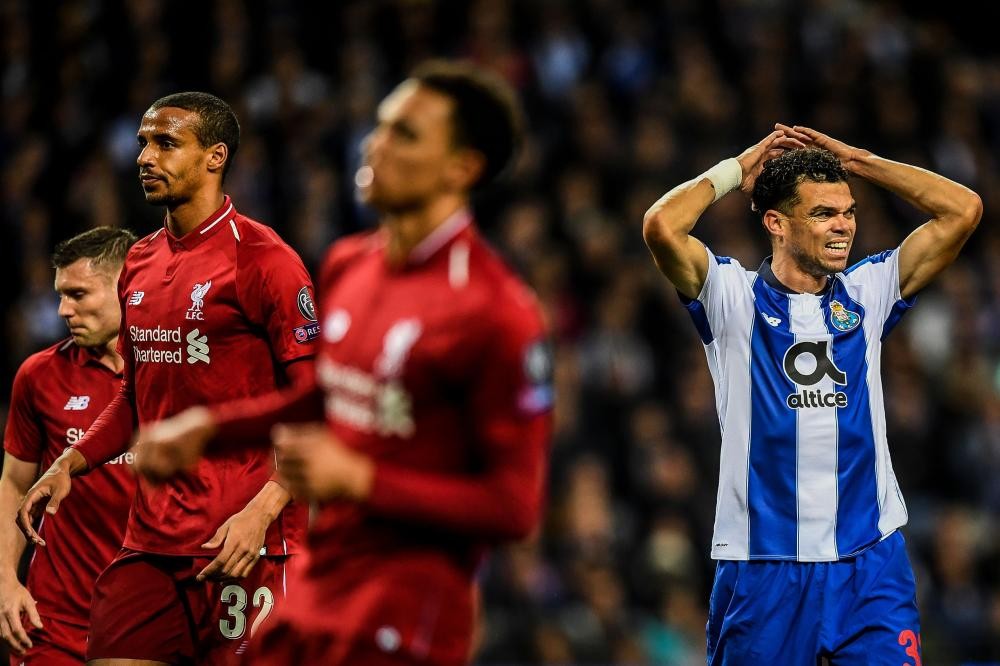 ليفربول يصعد للمربع الذهبي برباعية في بورتو