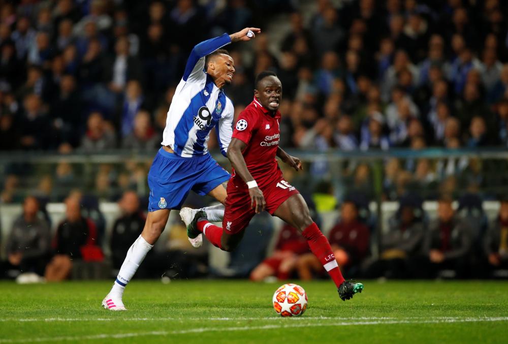 ليفربول يصعد للمربع الذهبي برباعية في بورتو