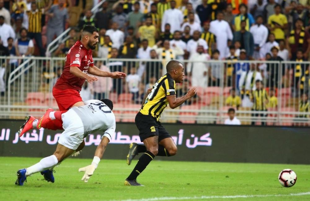 «الاتحاد» يواصل انتصاراته يهزيمة «الاتفاق» 