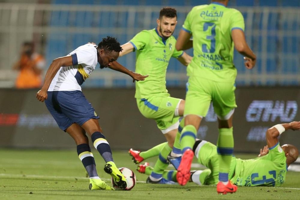 «النصر» يكتسح «الفتح» بخماسية